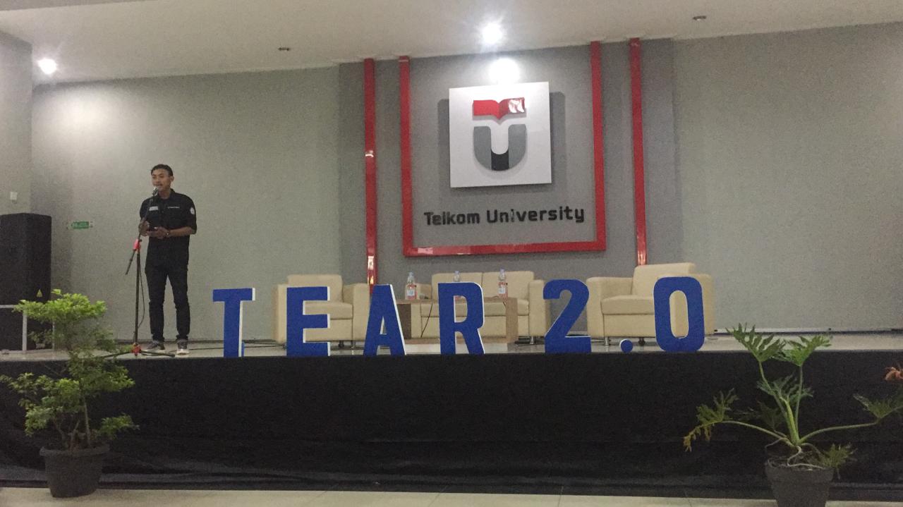 Seminar dan Lomba Karya Tulis Pengelolaan Lingkungan dalam Menghadapi Revolusi 4.0 Seminar dan Lomba Karya Tulis Pengelolaan Lingkungan dalam Menghadapi Revolusi 4.0
